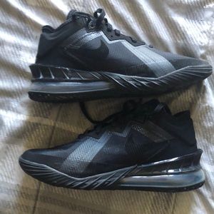 Lebron Basketball shoes